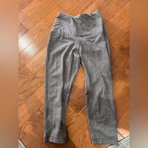 Gray capri leggings